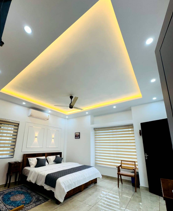 Master Family AC Bedroom (Bedroom 2)